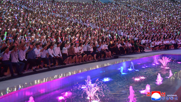 10-청년절 성대히 경축